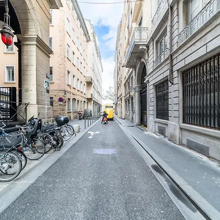 Apartament Les De L'opera - Barbara For 10 People Lyon
